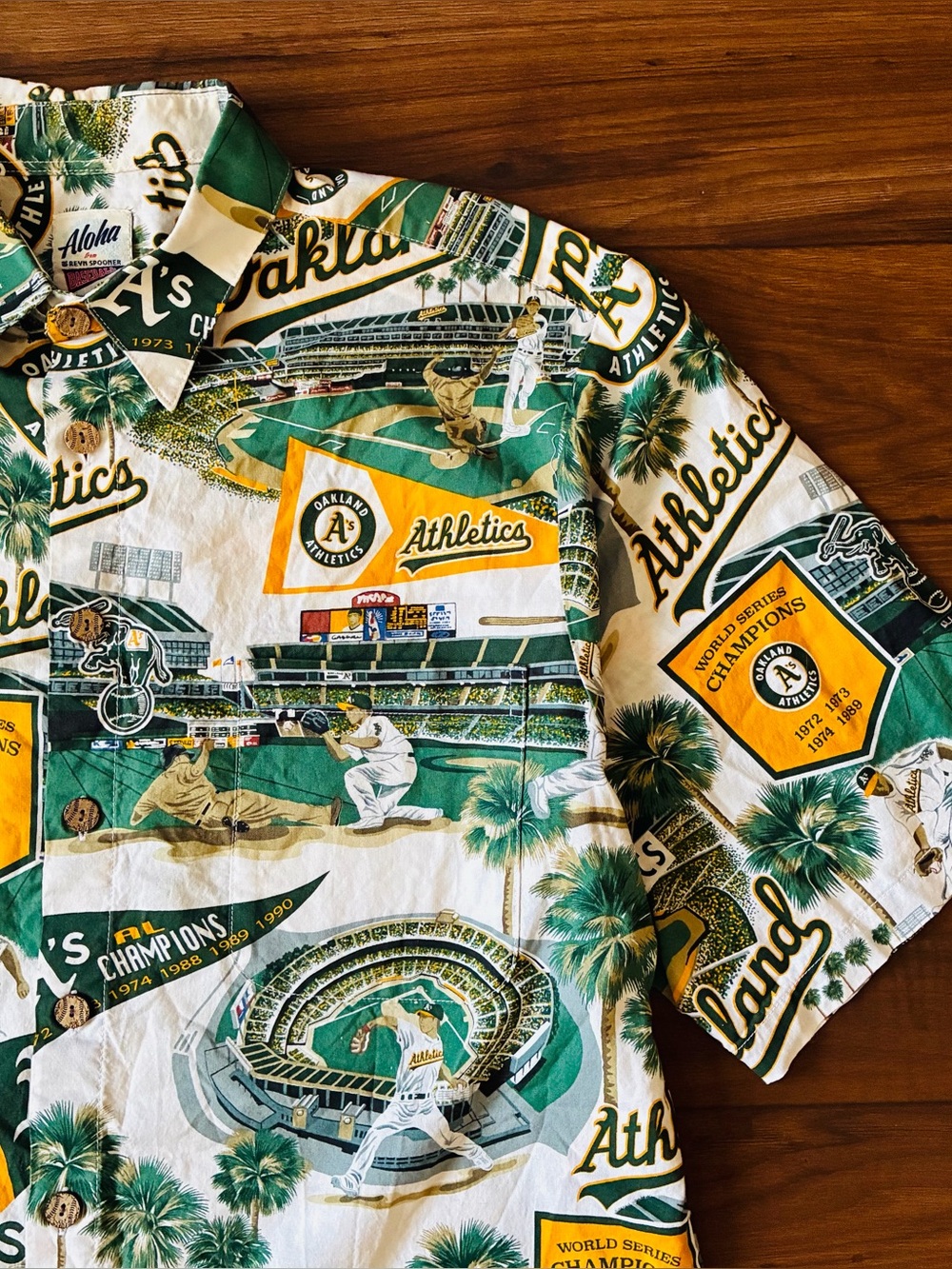 Aloha From Reyn Spooner MLB Oakland Athletics A’s Men’s Hawaiian Shirt Size L